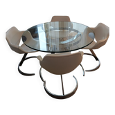 Table signée et 4 chaises