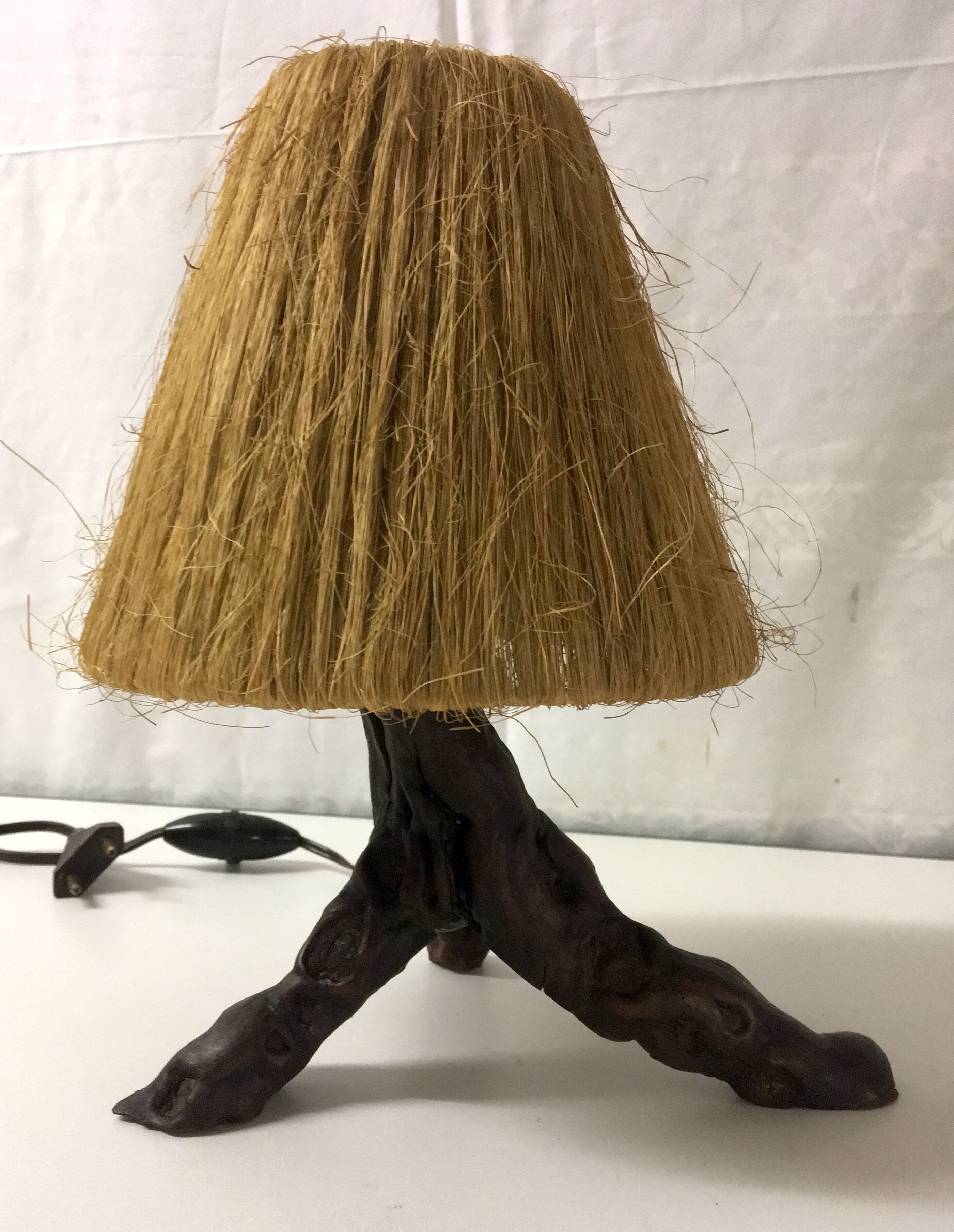 Wood and sisal lamp – circa 60