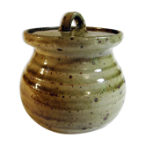 Speckled sandstone pot with lid