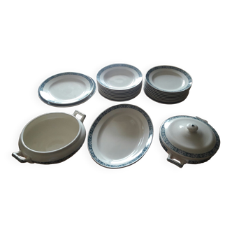 Dinner service for 9 people Terre de Fer Longchamp "René"