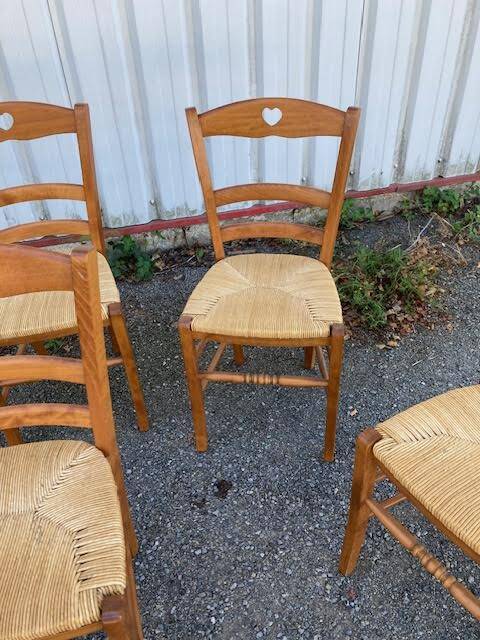 Set of 6 wooden and straw chairs