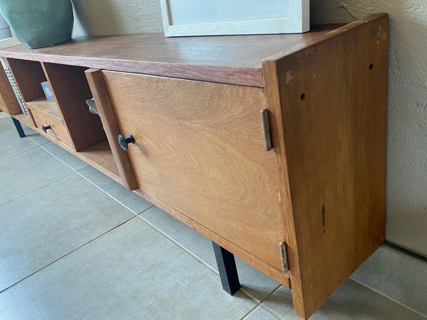 Low vintage sideboard (shallow)