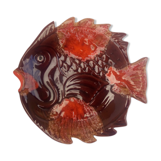 Red and brown Vallauris fish dish