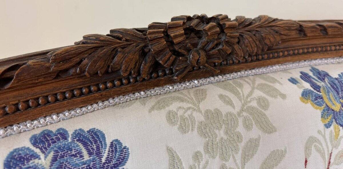 Louis XVI Style Basket Bench with floral fabric