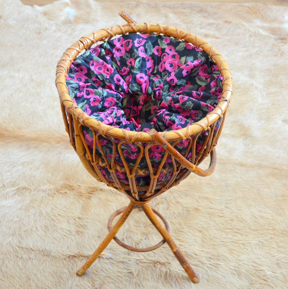 Vintage rattan basket/plant stand/work basket