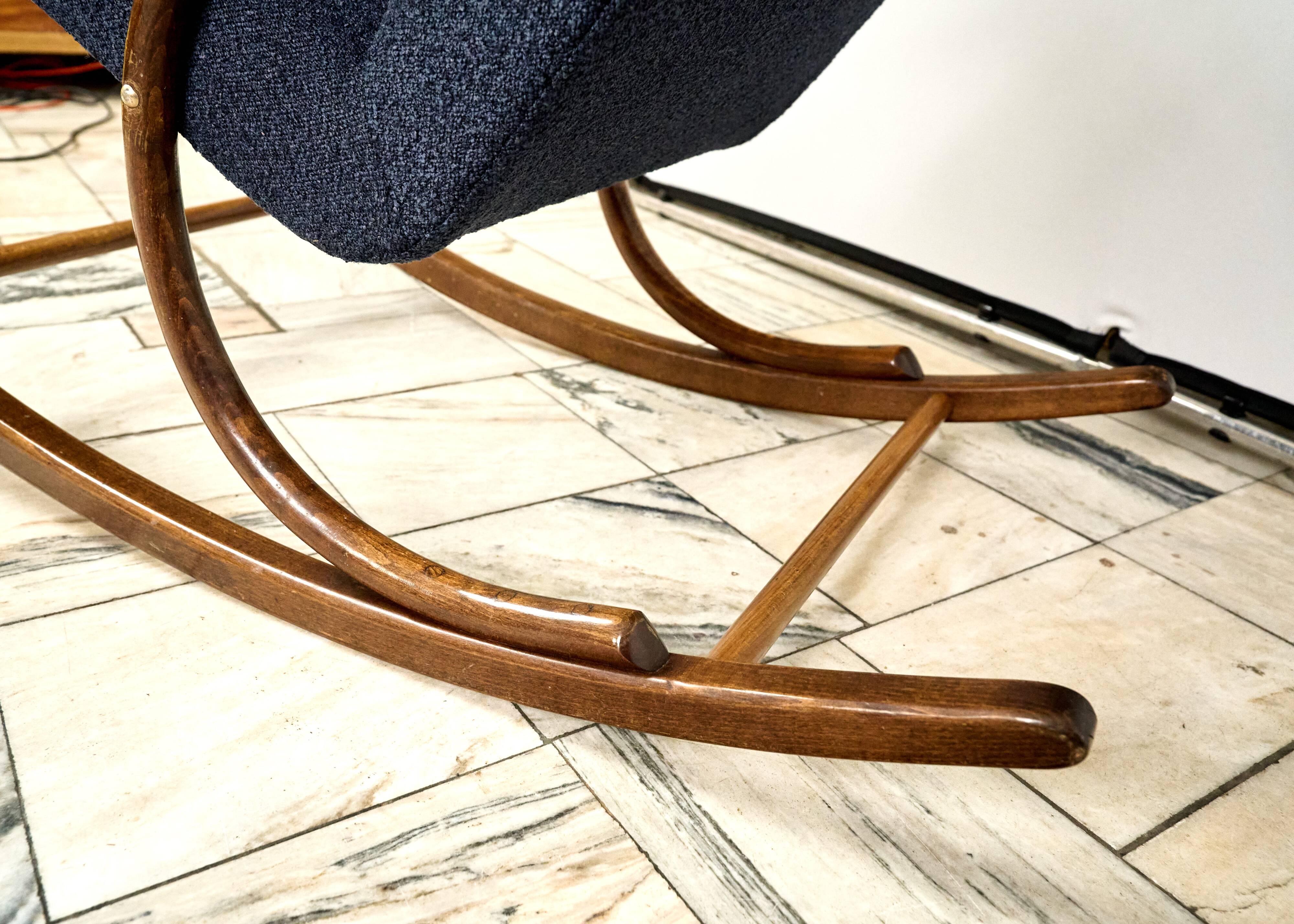 Bentwood Rocking Chair from Ton, 1960s, Czecoslovakia