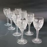 Huit verres à pied cristal taillé Saint Louis