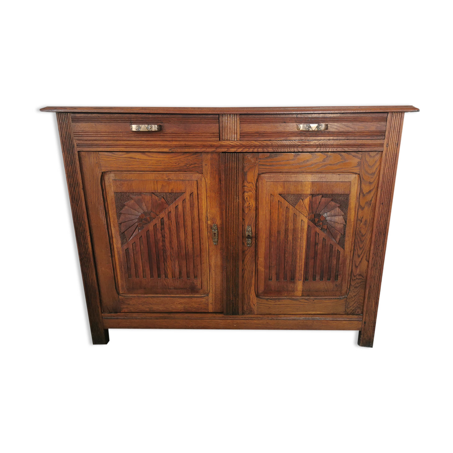 Parisian buffet from the 30s