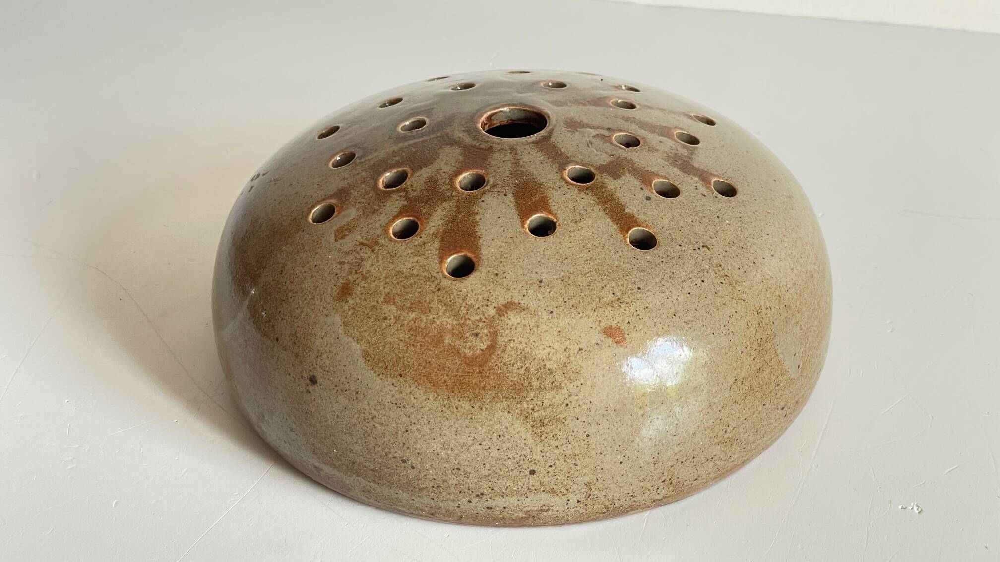 Vintage ceramic flower vase