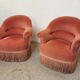 Paire de fauteuils crapaud vintage