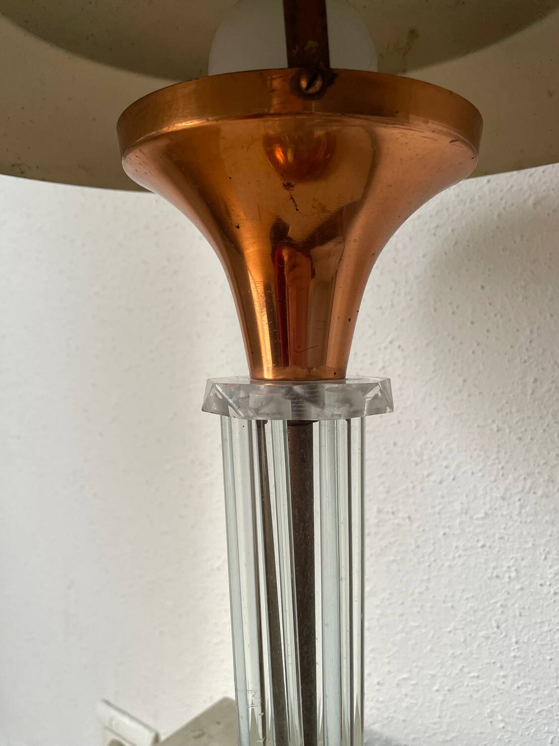 Art Deco mushroom table lamp in glass and copper