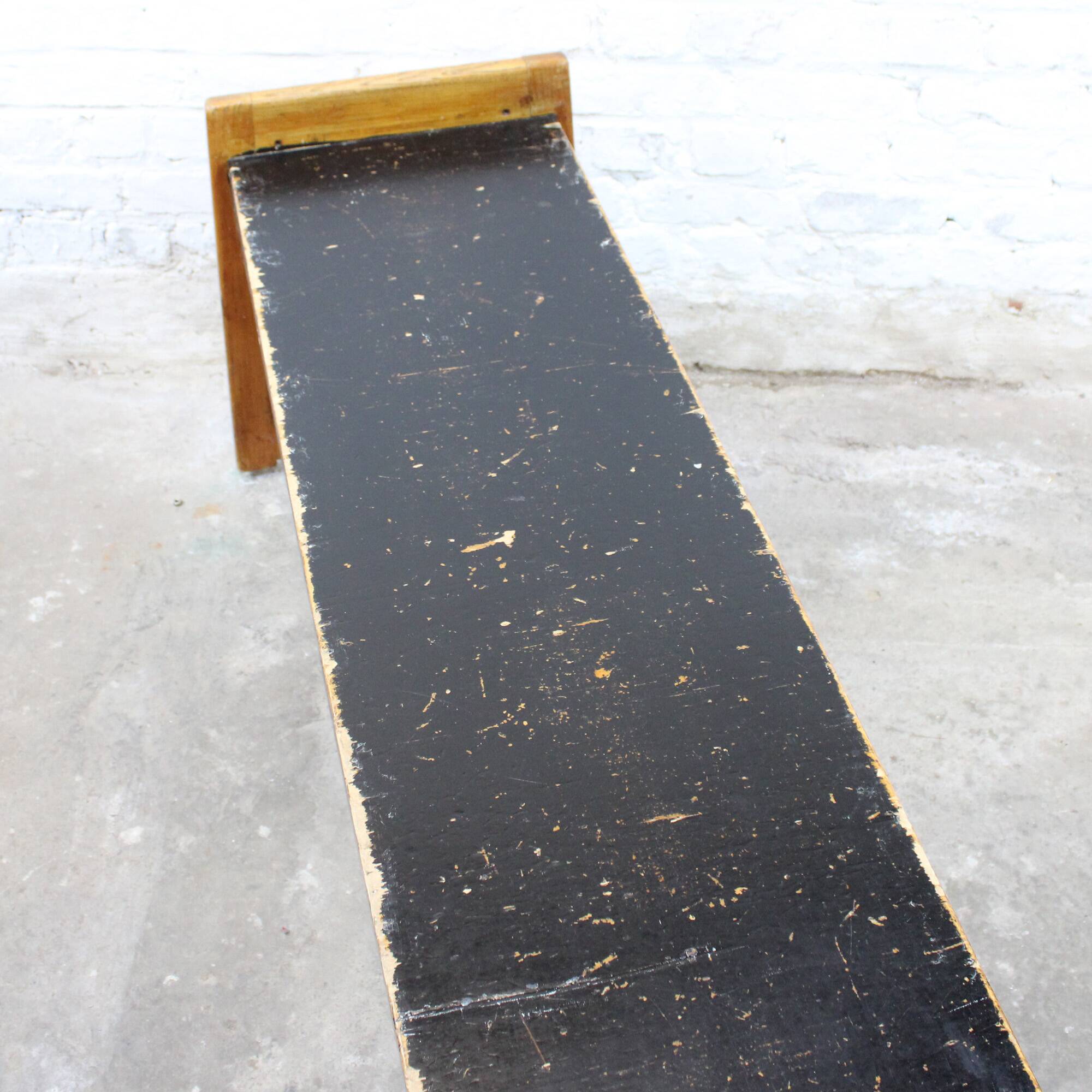Vintage style wooden bench "reconstruction"