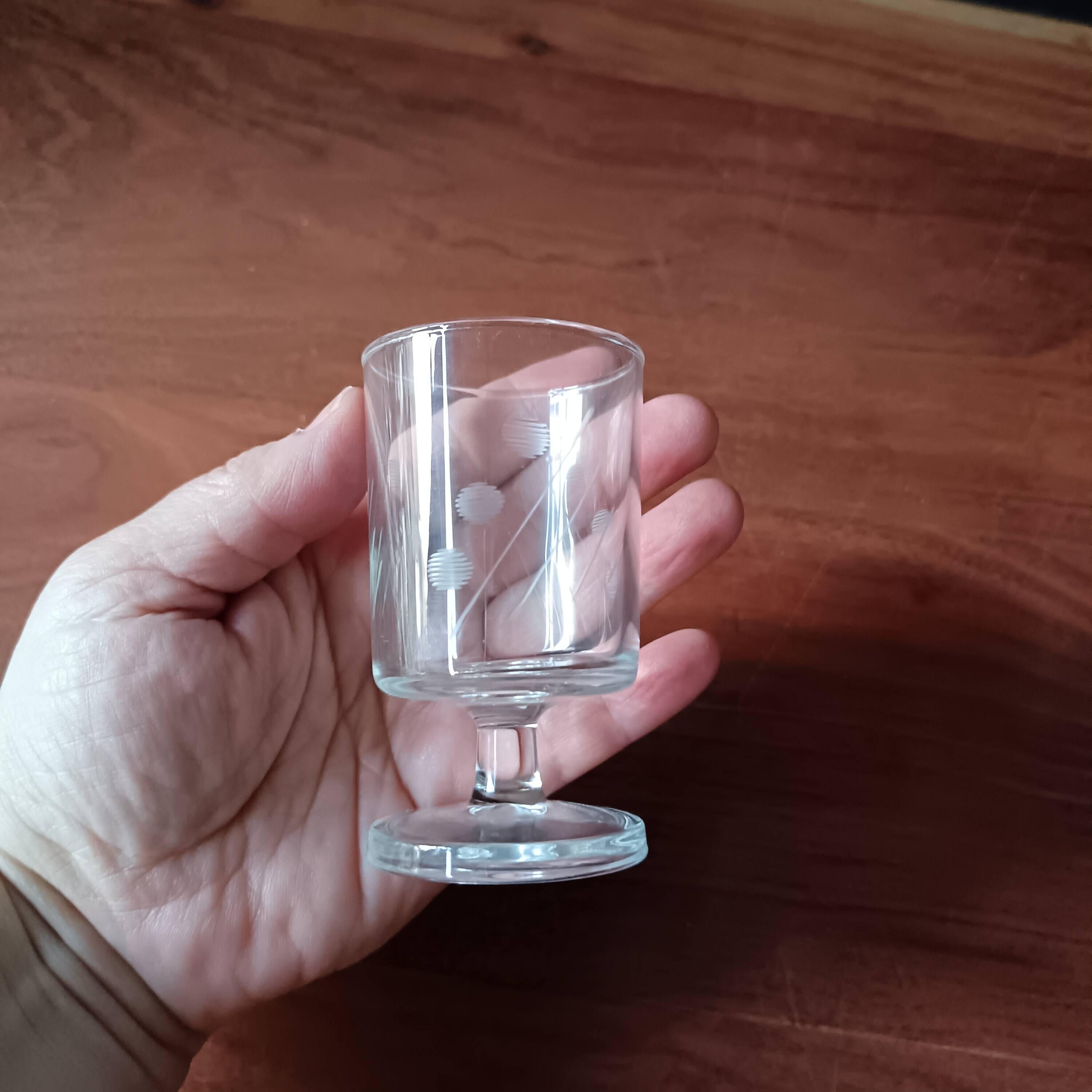 7 Luminarc 11cl "suede" glassware, transparent with cut pattern, France