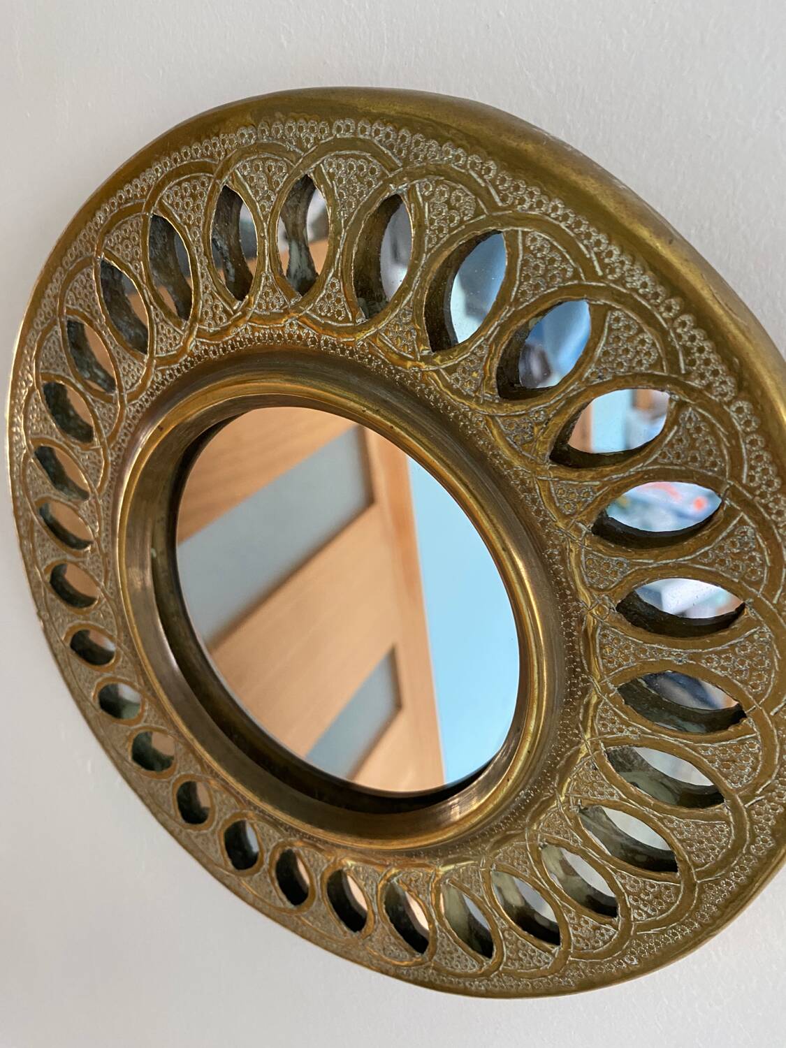 Round copper mirror