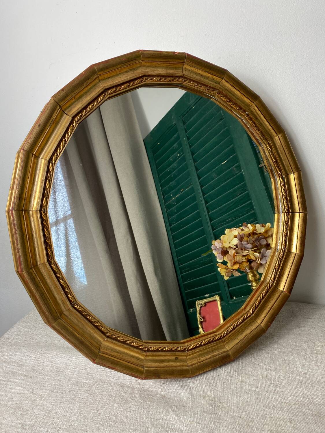 Miroir rond vintage en bois