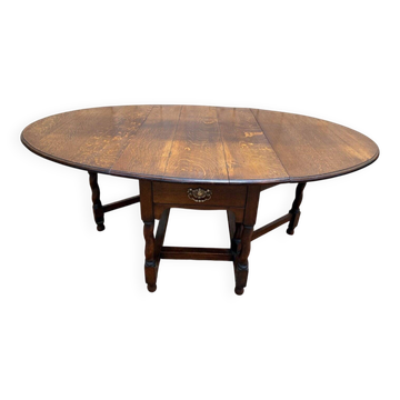 Gateleg Table – Jacobean Style – Thos Turner Manchester – Solid Oak