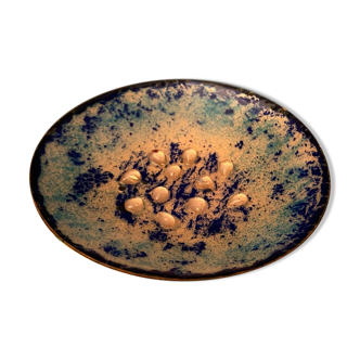 Enamelled cup enamel on copper