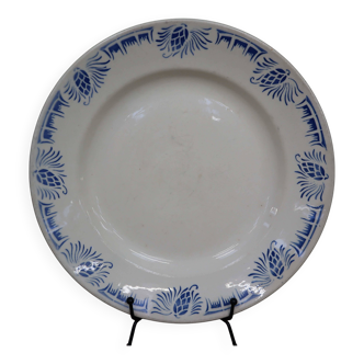 Badonviller round dish White/Midnight blue pine cone patterns