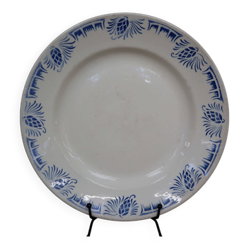 Badonviller round dish White/Midnight blue pine cone patterns