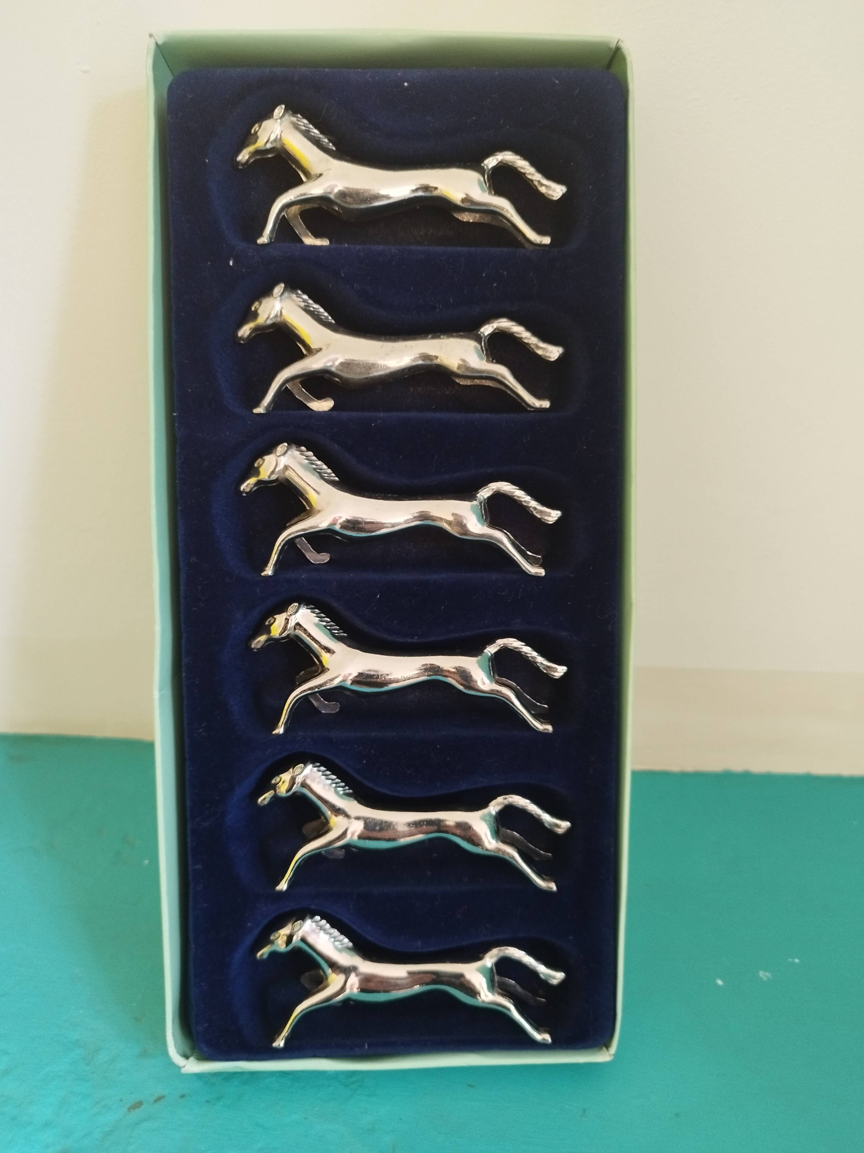 Chrome-plated metal knife holder - Racehorses