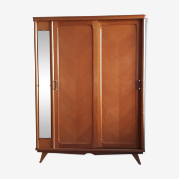 Armoire vintage