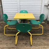 Chaises de collectivité, de cantine, vintage
