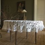 Nappe ancienne au crochet