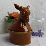 Terrine "bouquetin" in varnished sandstone