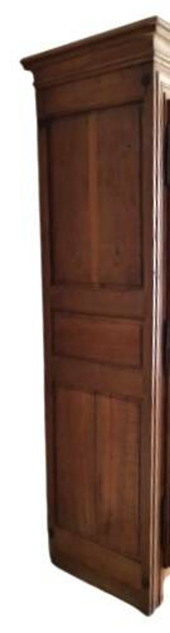Armoire ancienne en bois massif