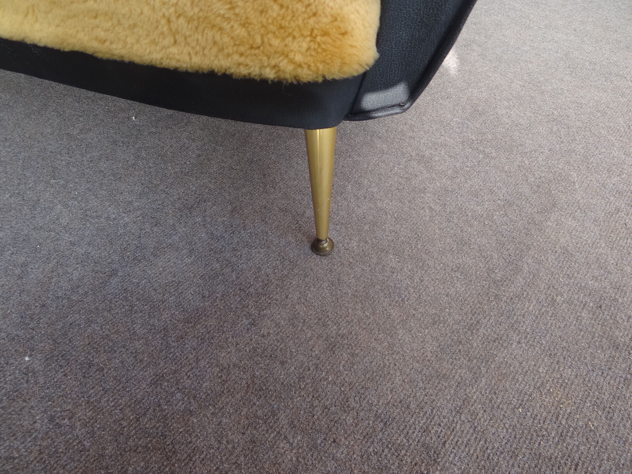 Vintage sofa fur and skai 50s