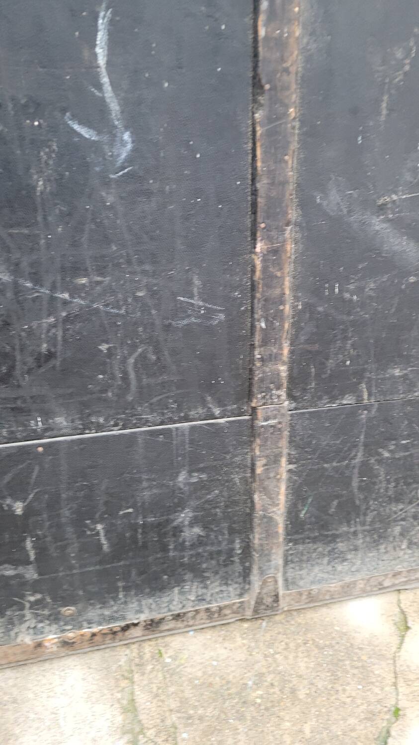 Malle cabine de la marque "La Malle Bernard" Paris -1900s