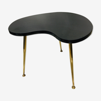 Bean-shaped side coffee table