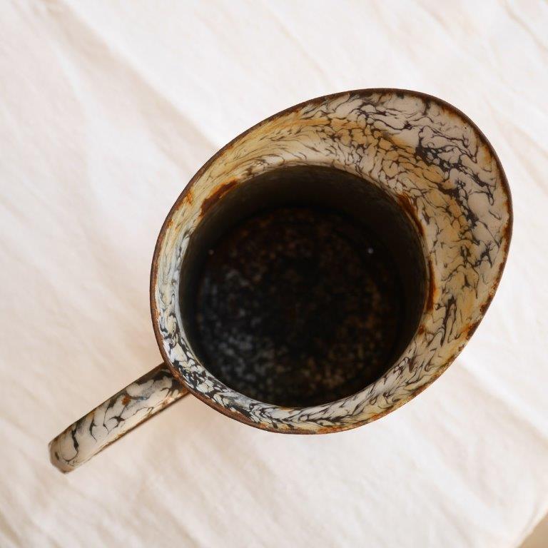 Enamelled sheet metal pitcher