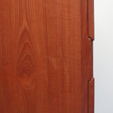 1960s sidebaord / highboard in teak with sliding doors