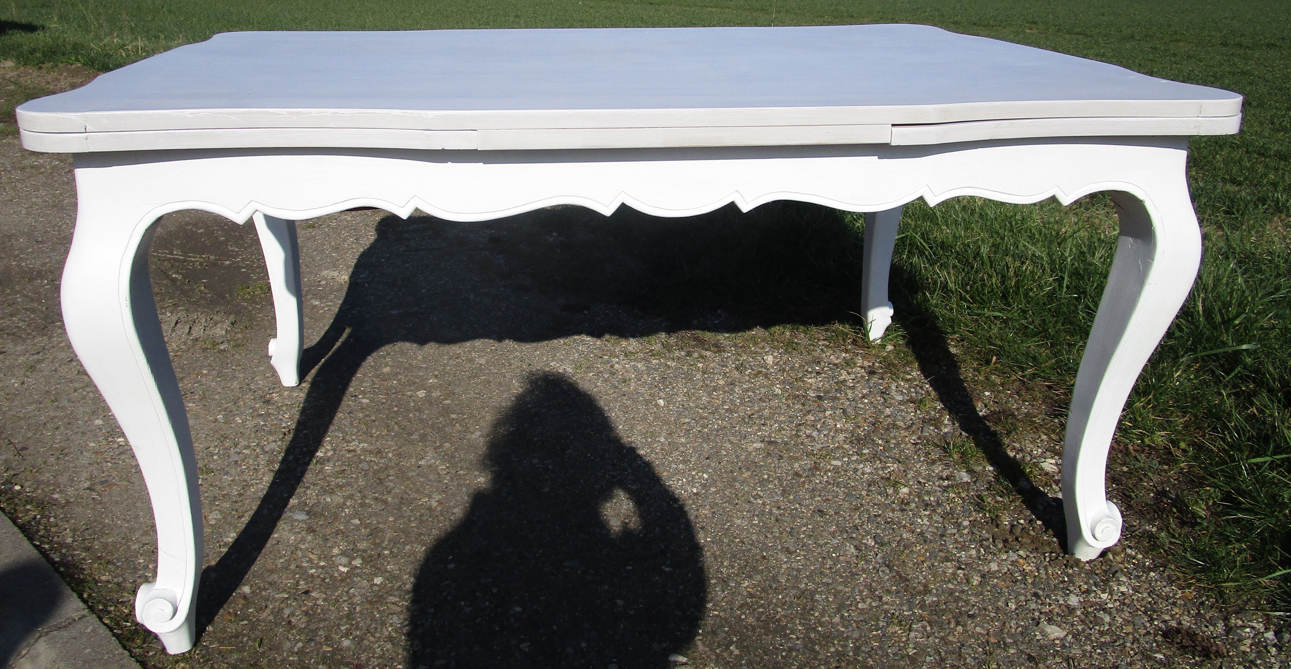 Dining table Louis XV