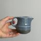Petite saucière, crémier bleu tachetée en céramique