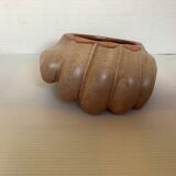 Empty hand beige pocket