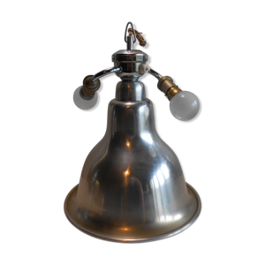 Suspension industrielle - ampoules