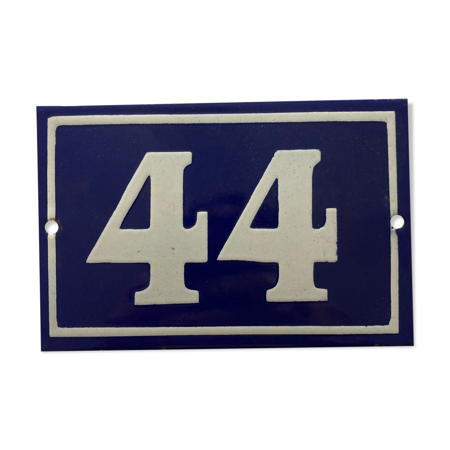 Enamelled street number 44