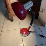 Articulated desk lamp