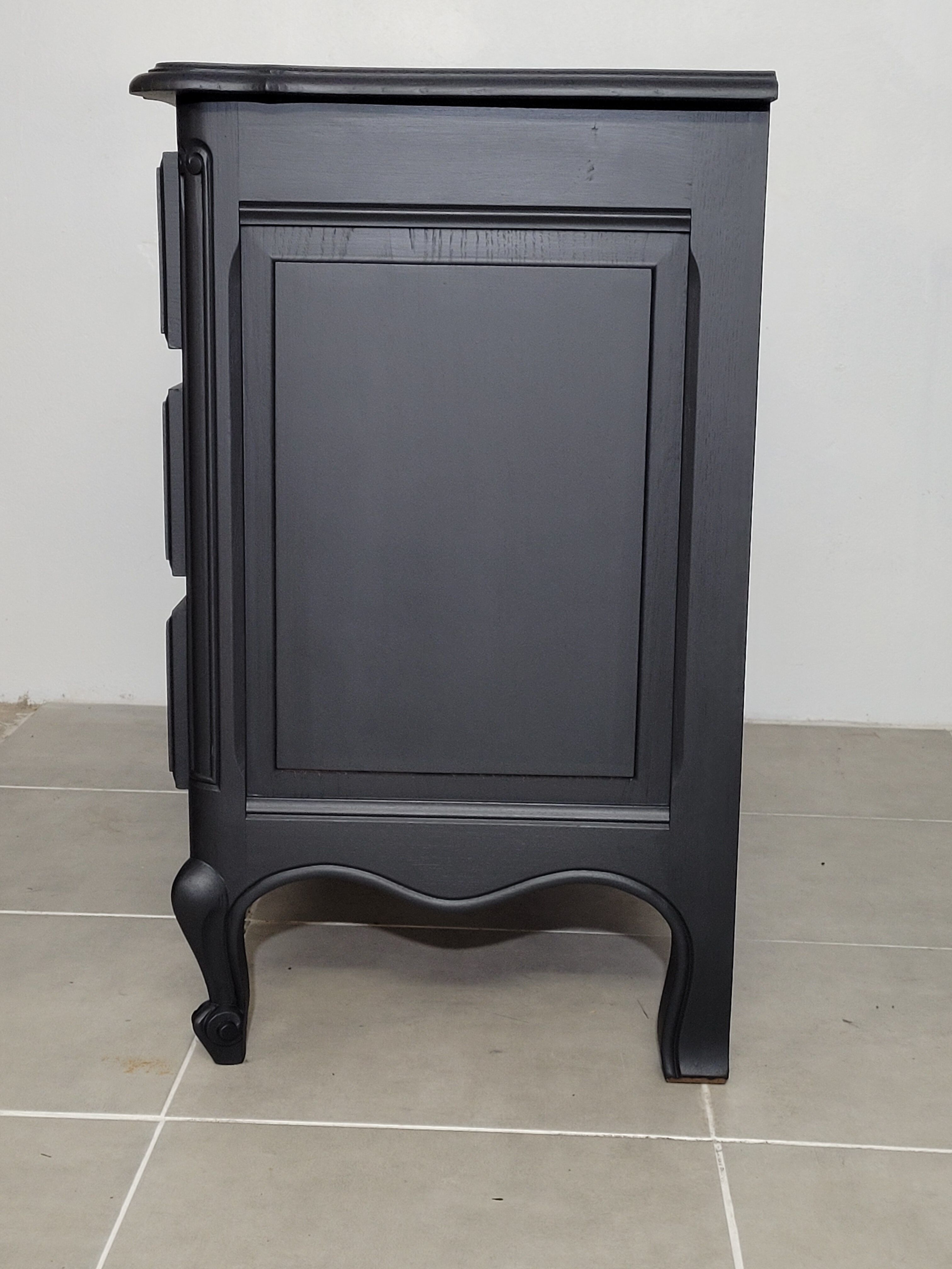 Solid wood chest of drawers 3 drawers