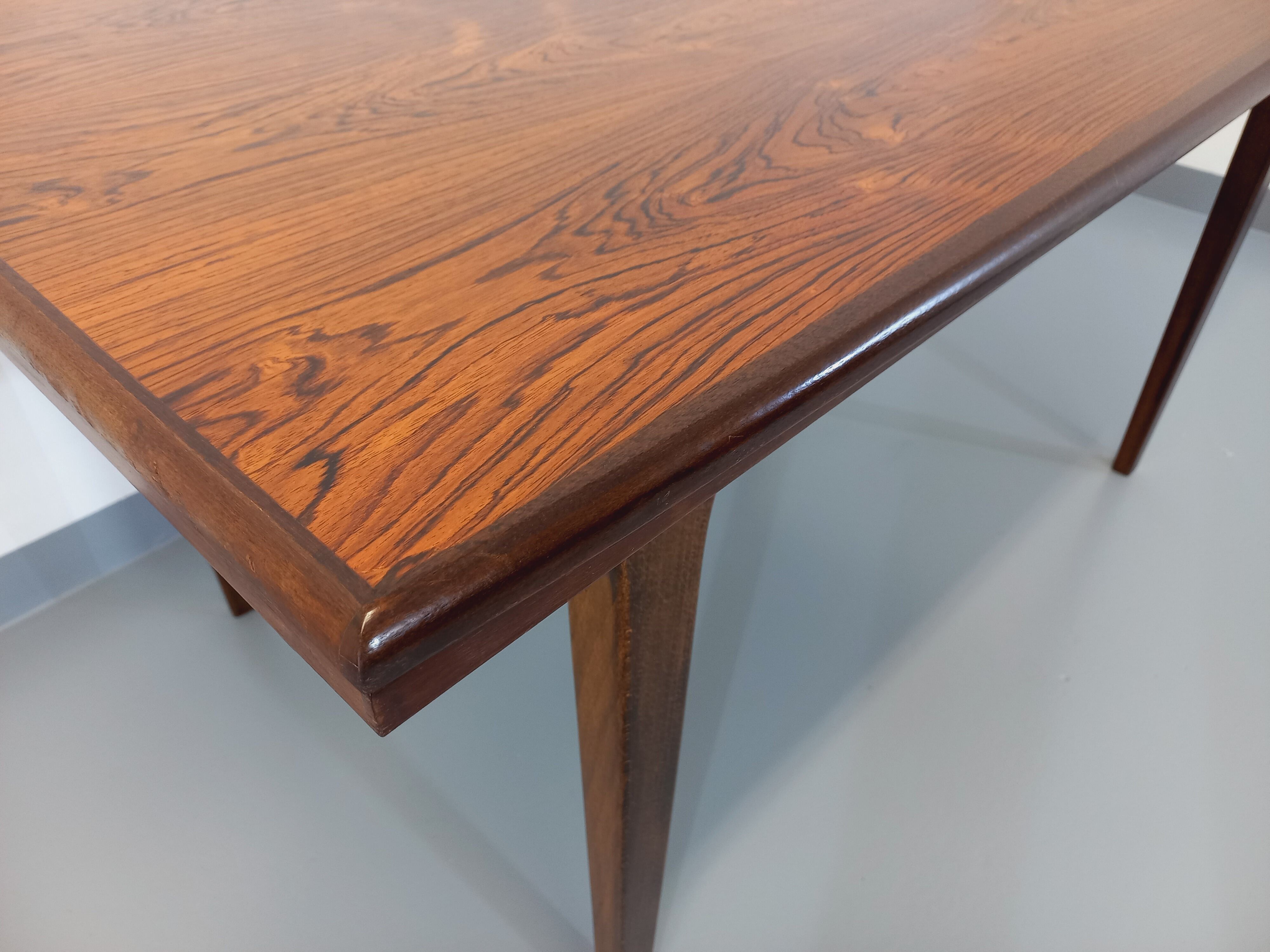 Vintage Scandinavian style dining table from the 50s 60s in rosewood with extensions
