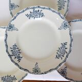 4 assiettes plates en terre de fer de St Amand