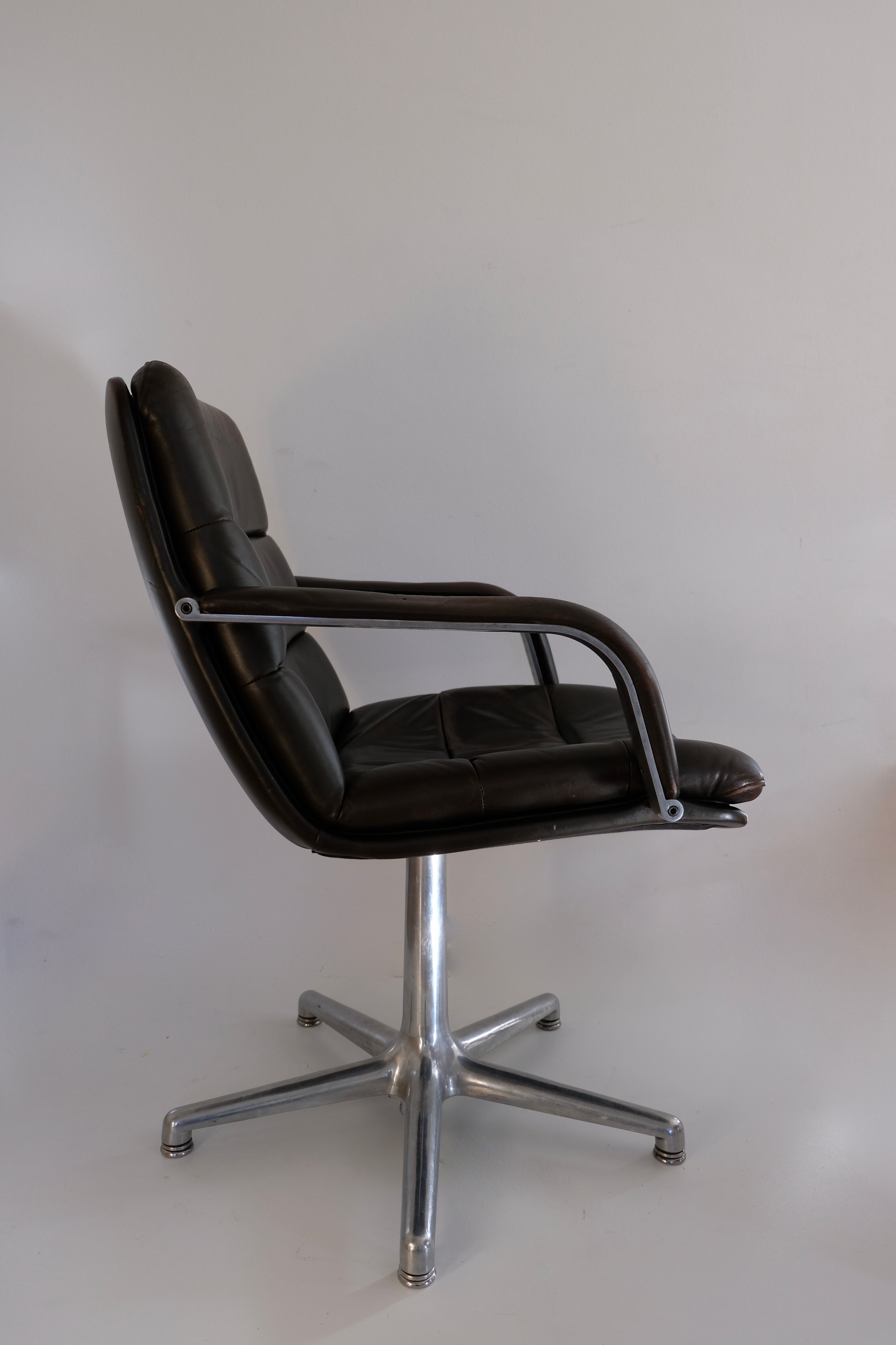 Geoffrey Harcourt's office chair for Artifort