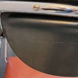Kevi armchair in skai and chrome metal