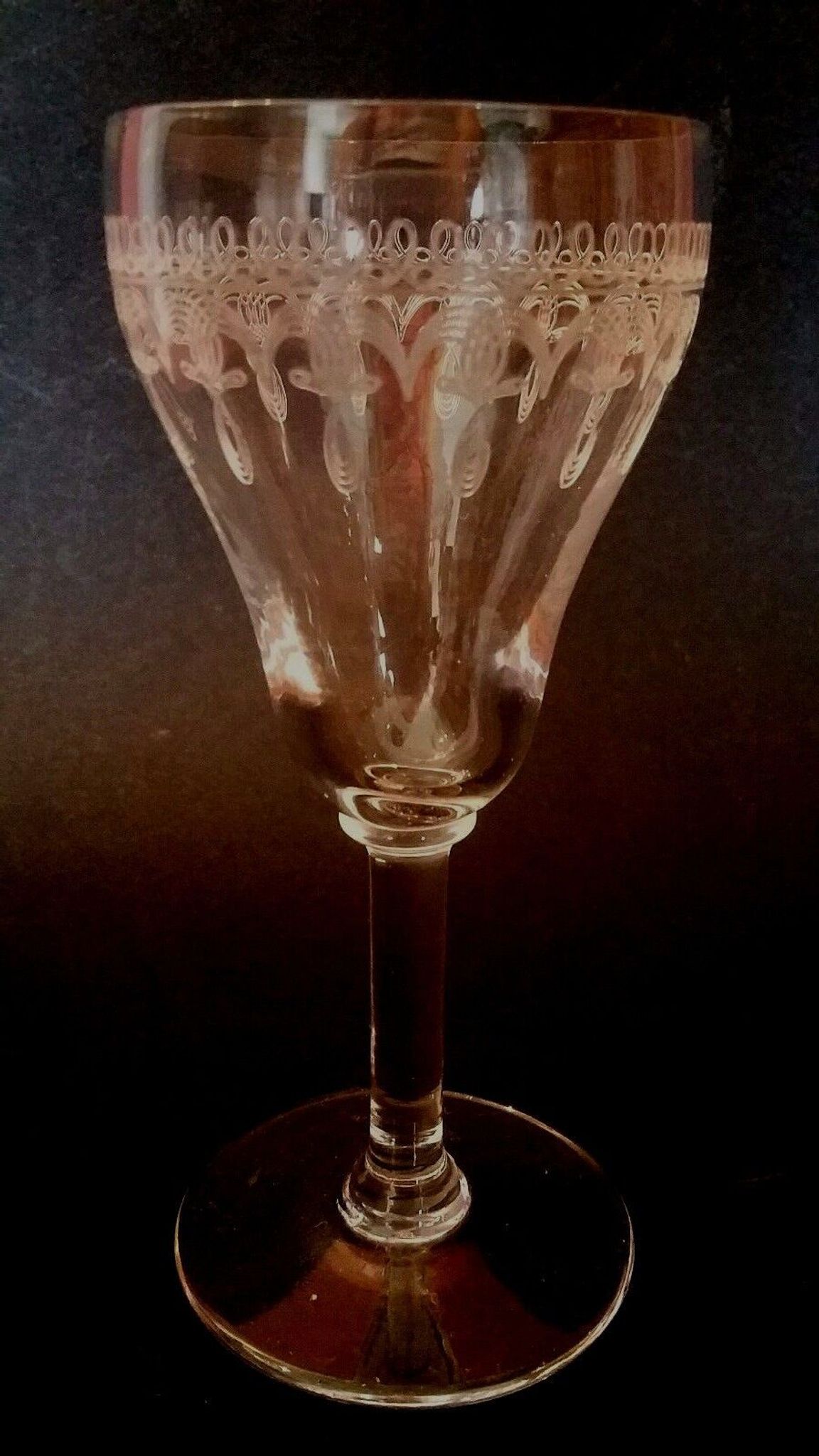 Port glass or crystal aperitif engraved nineteenth