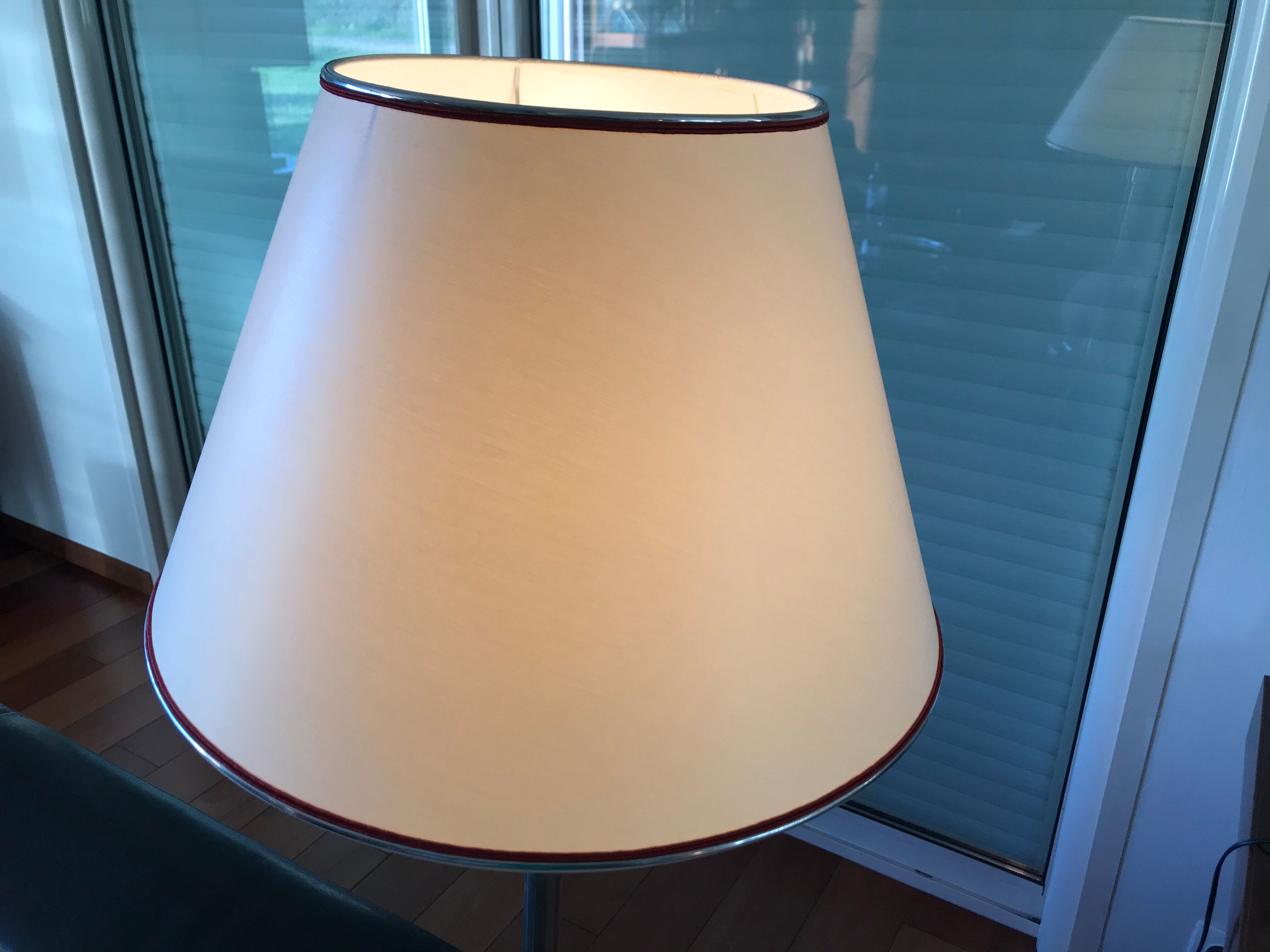 Vintage modernist lamp 1970