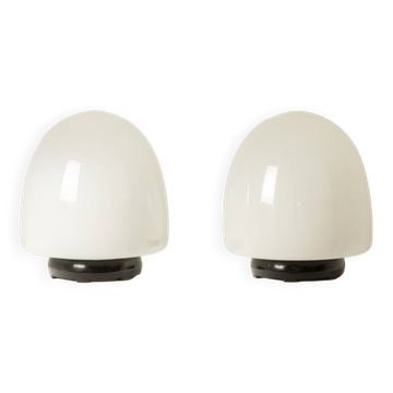 Paire de lampes en verre de forme « oeuf ». Italie, années 1960, Leucos