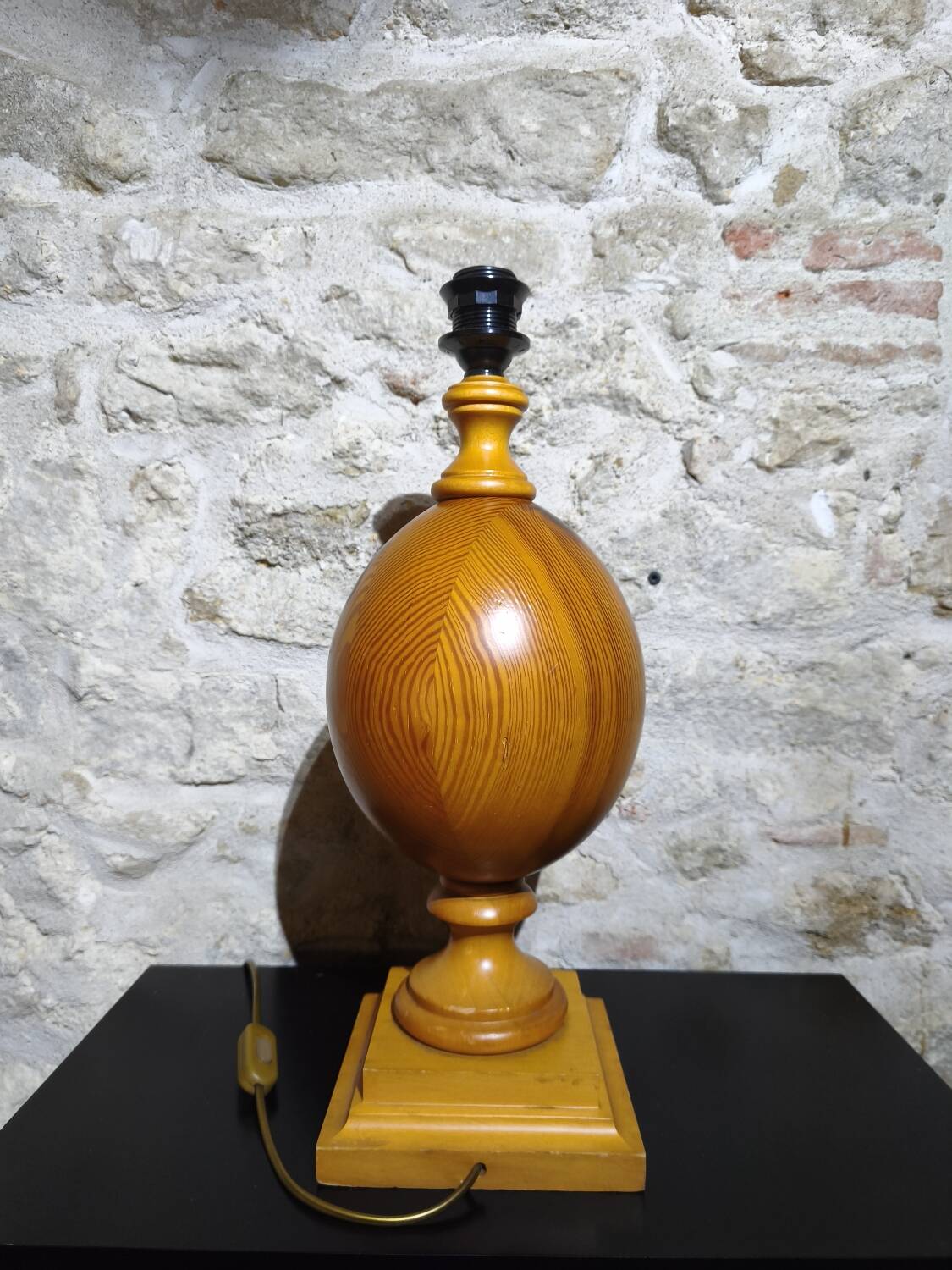 Vintage turned pine table lamp - Maison Verdière - 1970s/80s