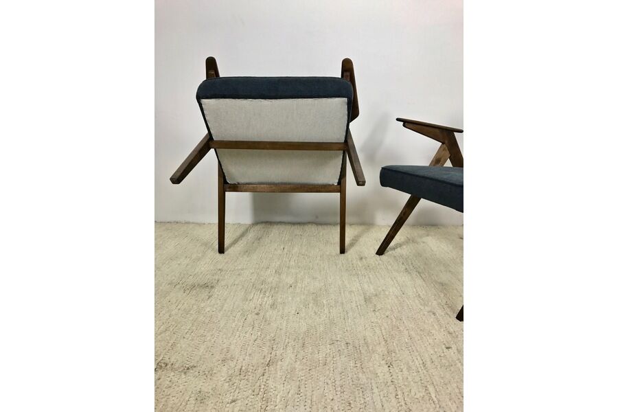 Pair of chairs bunny type 300 177, by J. Chierowski, 1960